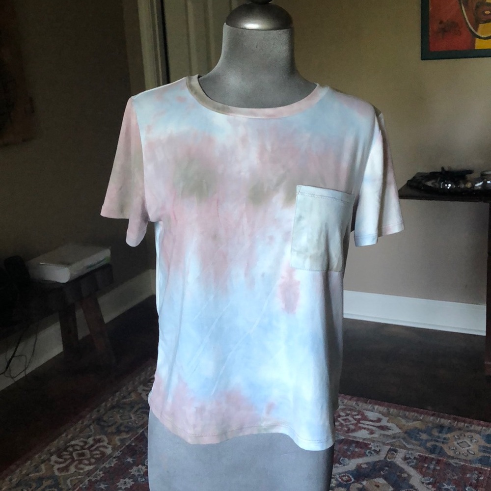 Unworn soft tie-dye shirt